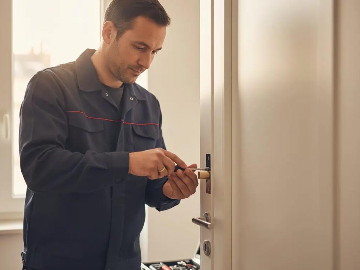 Ouverture de porte par un serrurier